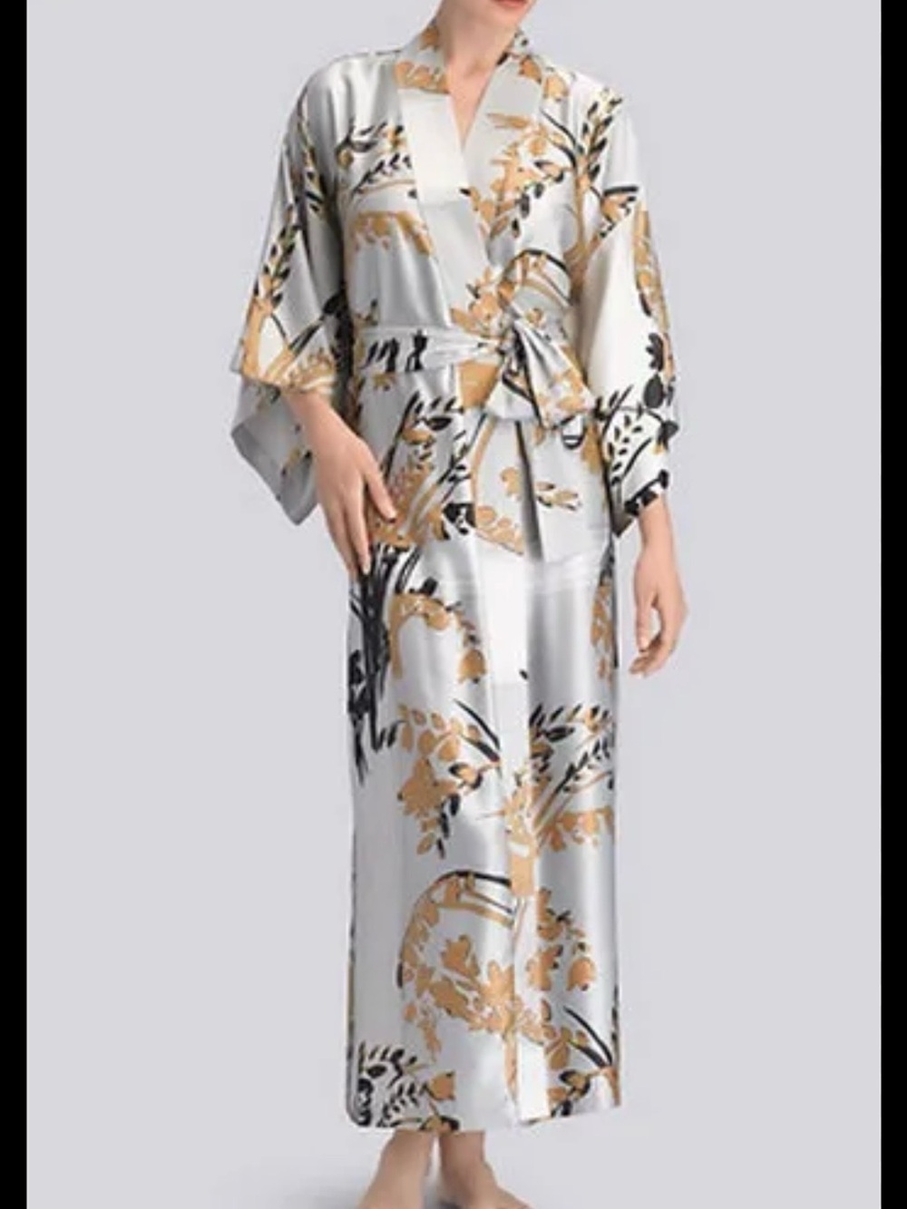 NATORI Floral Satin Kimono Robe - SZ M